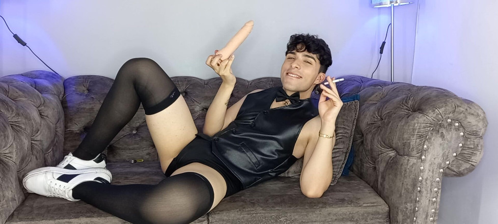 Diego latinboy: Smoking Fetish