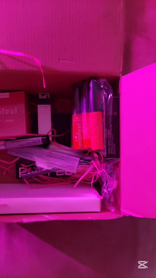 Kitty_Cross: Mijn eerste make-up tutorial glamour begin met Kitty Cross!