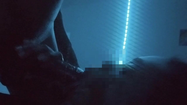 Freaky relatives: Sa belle-fille suce la bite mieux que sa maman !