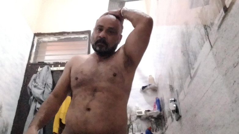 Austin Rose: Cukrový Táta Se Koupe Nahý