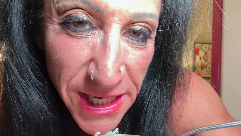 Kandylegsxxx: Doğum günü yemeği: kadın egemenliği anne doğum üstün alfaları için kısır...