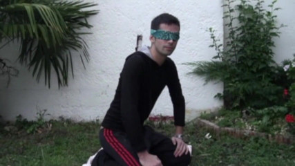 Crunch Boy: Pieprzony przez swojego najlepszego przyjaciela w ogrodzie