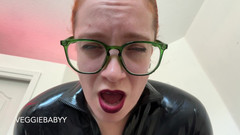 Veggiebabyy: Opgesloten door de Sisterhood: fokkerij voor feral futa