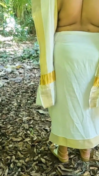 Kerala Style Traditional Set Mundu, Girl Getting Naked Outdoor Exposing Her Sexy Nude Body.