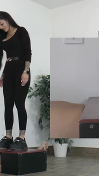 Orgasme hamba di bawah kasut platform Puan Cleo