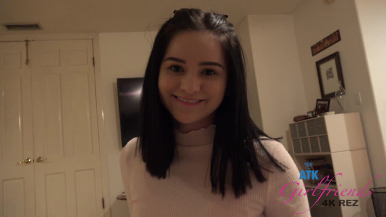 ATK Fans (Girlfriends): Violet datang, dan telanjang dengan cepat