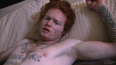 Boys half-way house: Pompando il culo della teen pieno di sperma