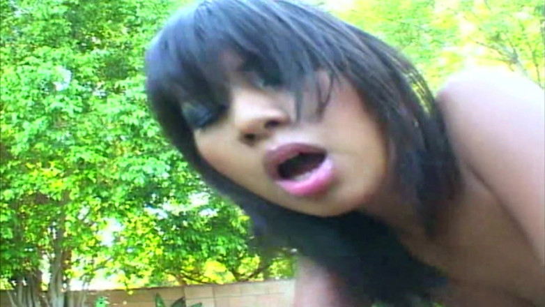 Girls Download Porn: Beautiful Asian babe can not wait for a nasty facial