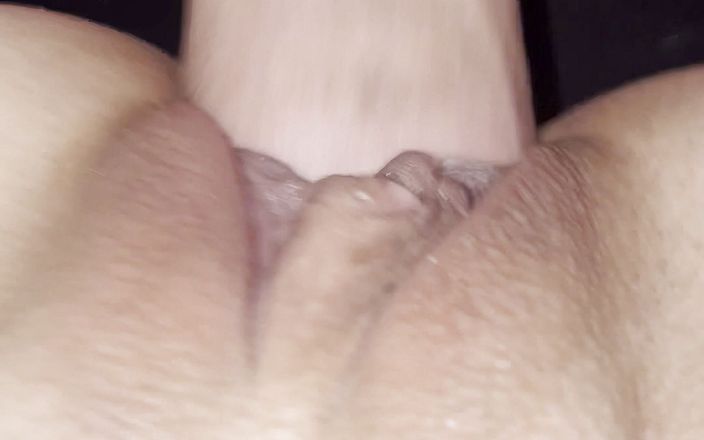 Friend 4 Fuck: How she likes to feel him inside