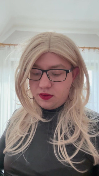 Nikola16: Smoking and Blowjob