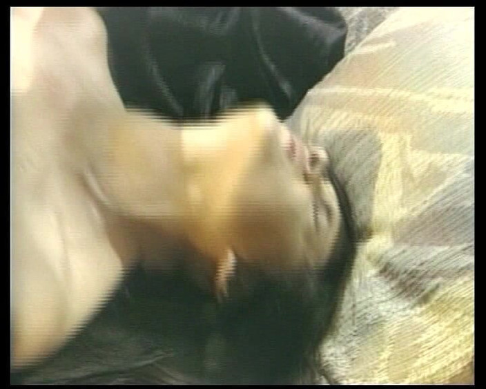 Under German Roofs: Niemieckie dziwki chcą długiego kutasa w swojej cipce, aby cieszyć...