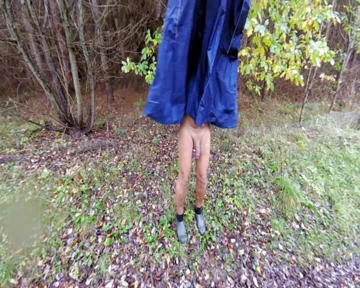 Andy: Regen-poncho wichst