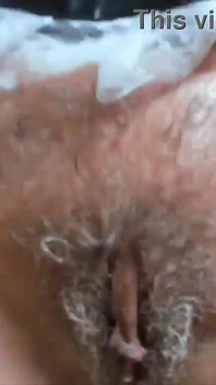 La Traviesa Gianna Michaels Siempre Sus Grandes Tetas Y Culo Y Afeita Su Peludo Coño En Vivo