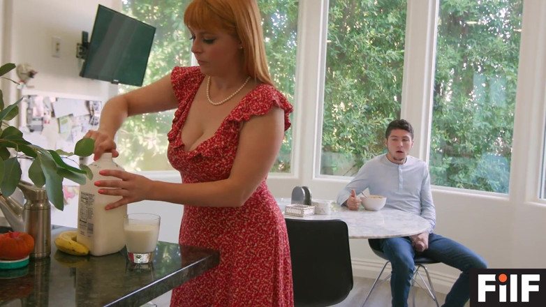 FILF - Father I'd Like To Fuck: Giving My Redhead Stepmom Penny Pax the Creampie She Deserves