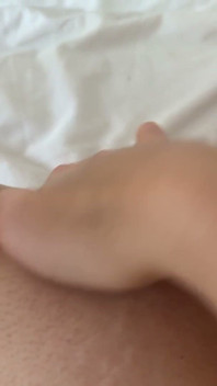 Có bao nhiêu ngón tay vừa vặn trong âm hộ chặt chẽ?