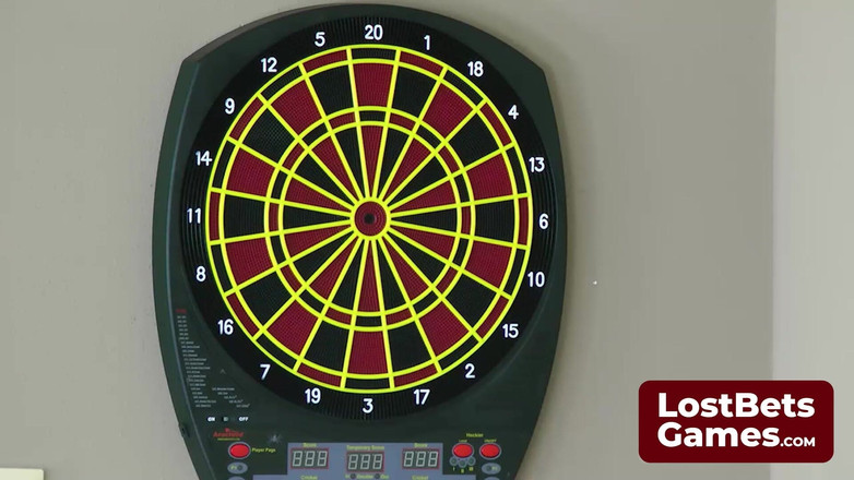 Lost Bets Games: Acest joc Strip Darts promite o noapte de delicii neașteptate