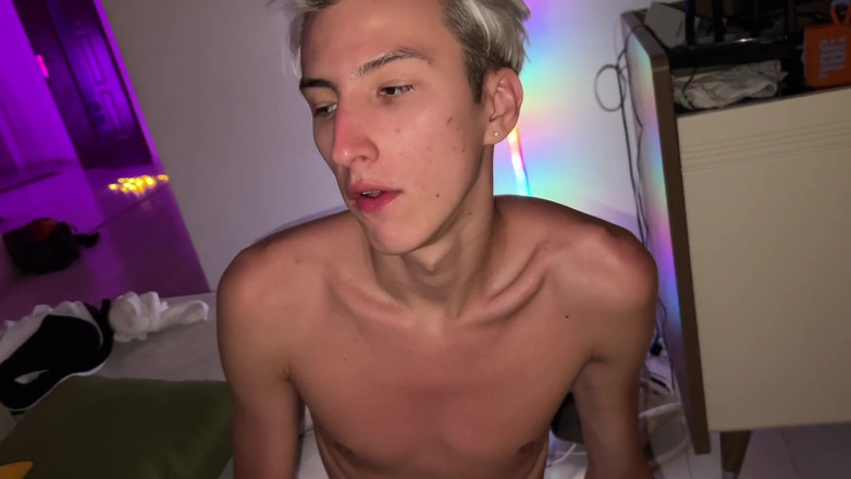 Mila Pie: L'amico del mio ragazzo mi ha scopato a una festa...