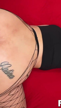 Natural Latina Jeyla Spice Recebe Gozada Interna De BBC
