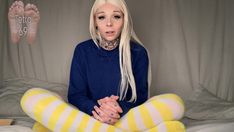 Tetra69: Mi mancavano i piedi di una piccola ragazza JOI