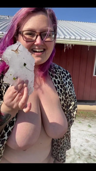 Freezing My Titties