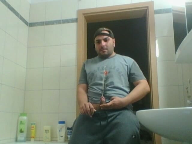 SmokedAlloy2: Dirtyjunkbro sikanie w toalecie