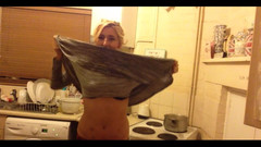 Loula Lou: Ich probiere meine Schlüpfer nach einem langen tag, an dem...