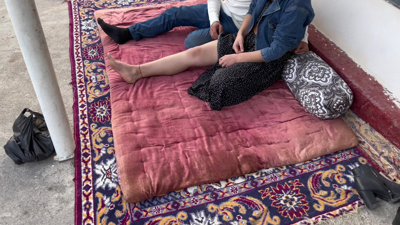 Roben: Hai người yêu nhau mệt mỏi sau chuyến đi nghỉ ngơi...