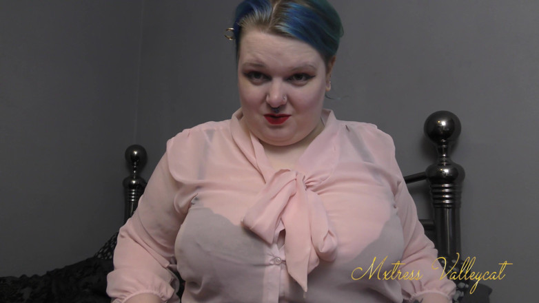 Mxtress Valleycat: เสื้อเชิ้ตทำงานที่ดูสุภาพ