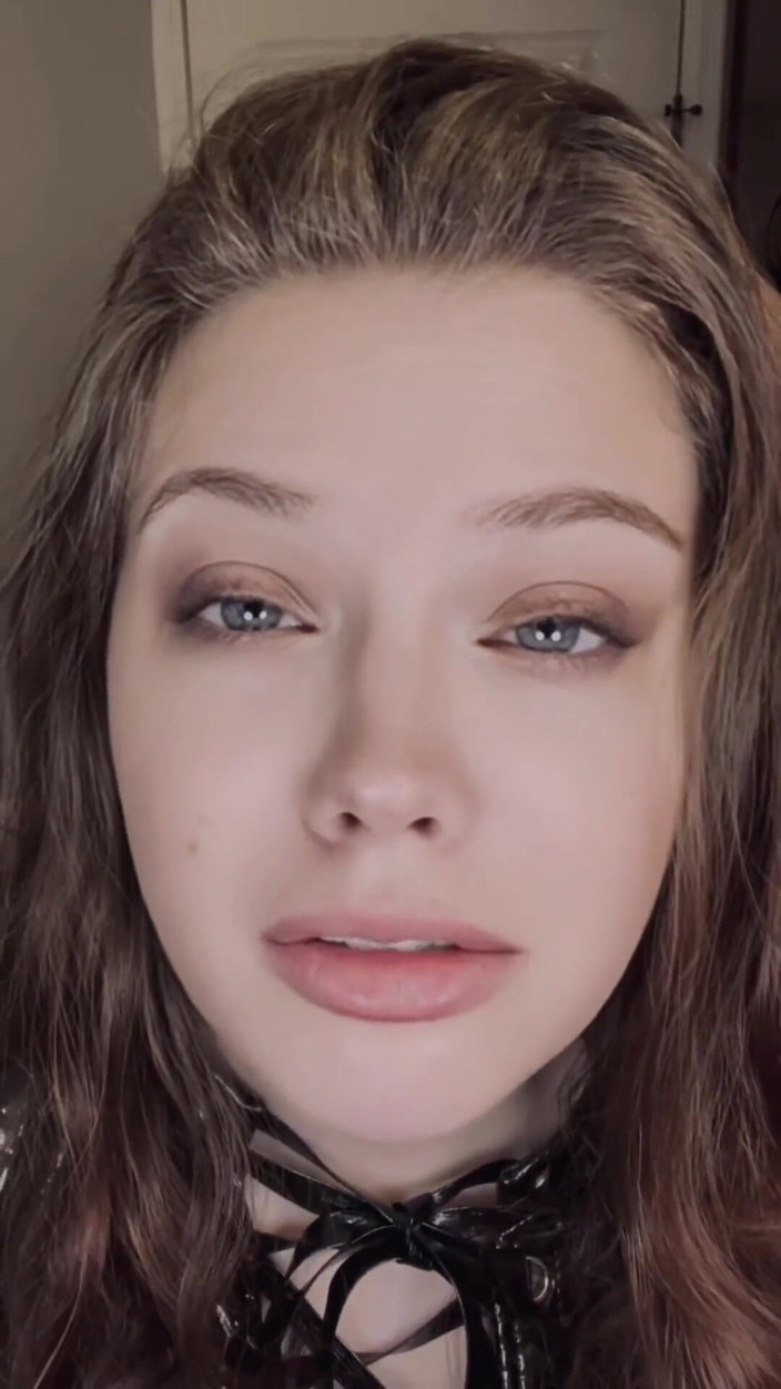 Youdreamgirl123: Kadın egemenliği bakış açısı: eski sevgilimi aşağılıyorum bölüm 3