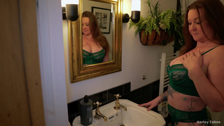 Harley Taboo: 흑인 대물 자지에게 따먹히는 새엄마