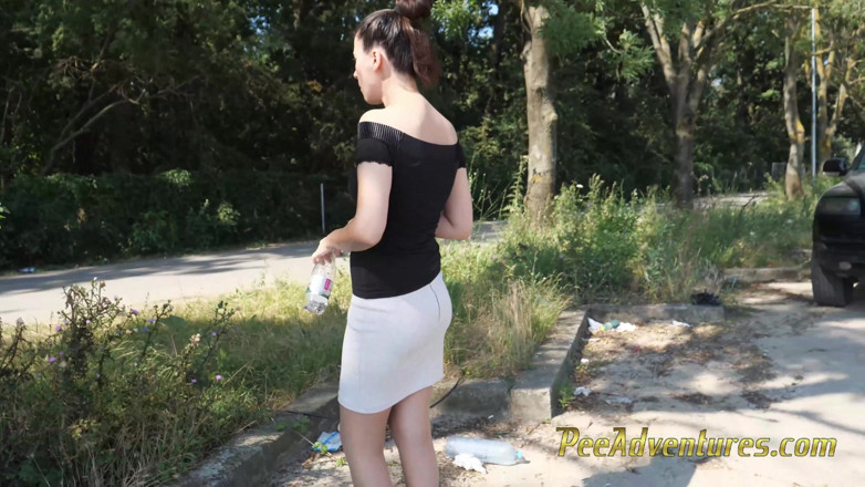 Pee Adventures: She is so excited about the meeting that she forgot...