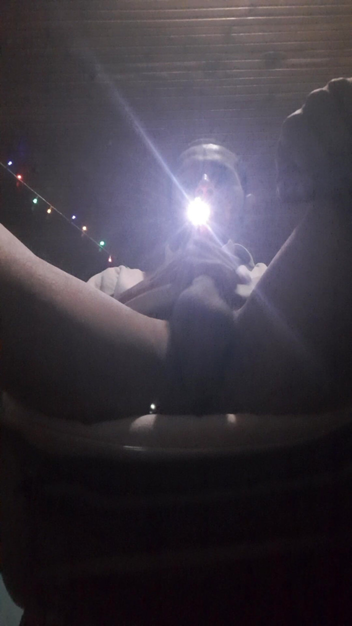 Carass: 夜の懐中電灯