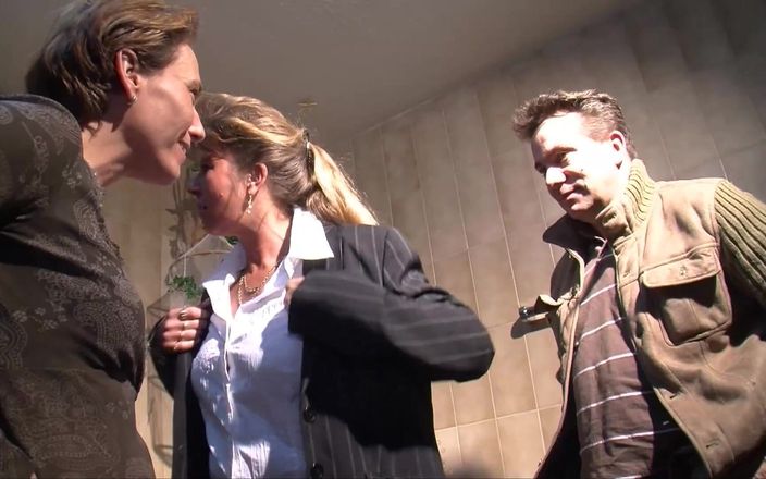 Best Amateur Sex: Němečtí amatéři poprvé šukají před kamerou.