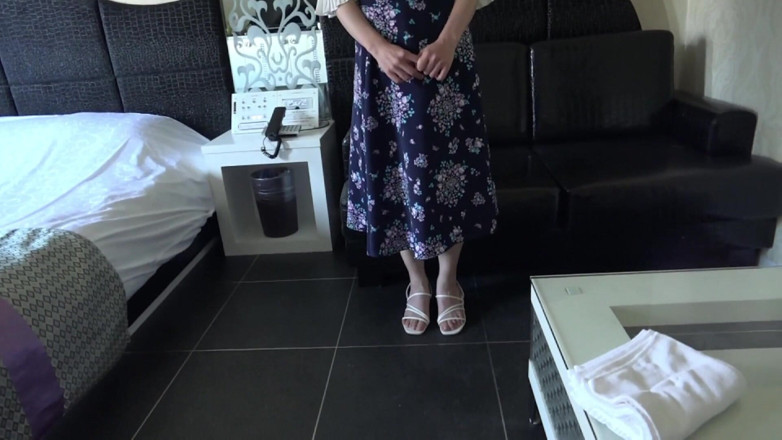 Apolix-JP: [mika 48 Years Old with Ripe Big Breasts in Insurance Sales]