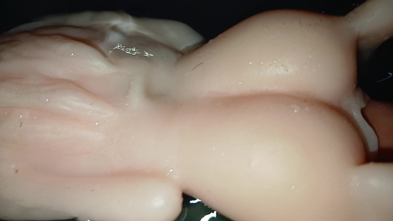 LunaDesire: LunaDesire, una moglie minuta, vuole davvero il pene gigante del...