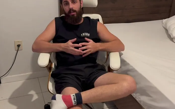 Rope Hunter: POV:i Will Use My Post-gym Socks to Gag You