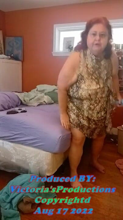 BBW nurse Vicki adventures with friends: Good morning part 2 pov toe care lotion