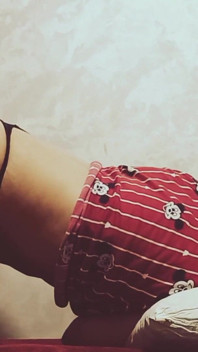 18 Yaşındaki Azgın Komşu Her Gün Penis Emmeyi Çok Seviyor