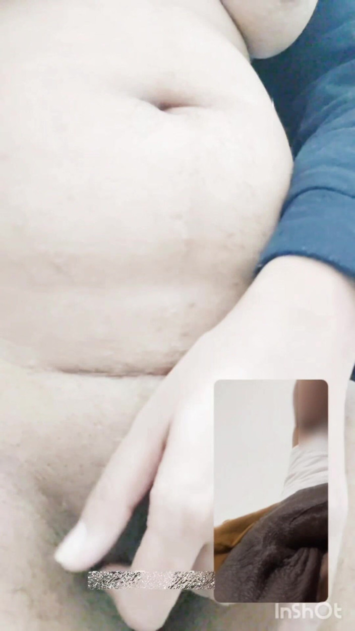 Naughty_Sana: Nadržená nevlastní sestra masturbuje se svým bývalým na whats app