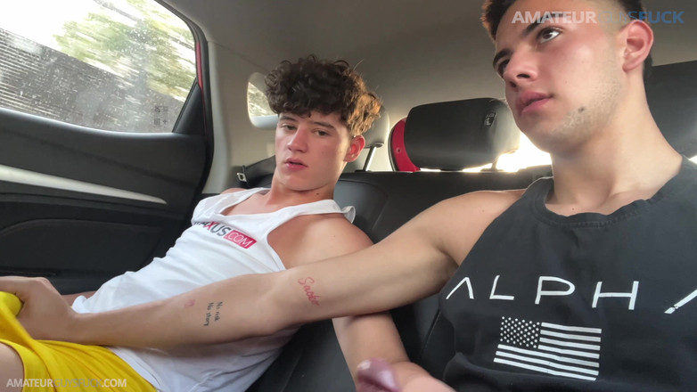 Amateur Guys Fuck: Agf:: Lihat bagaimana aku mengisap temanku di Uber!