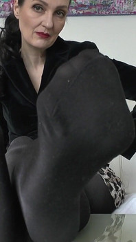 厳密なスパイシー、汗だくの黒いパンストの足、嗅覚トレーニング、POV JOI