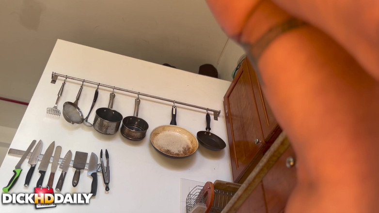 DICKHDDAILY: Bts fick die hausfrau: santana red