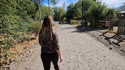 Keilafilms: Aku ketemu sama teman lamaku dan ngajak dia untuk ngentot