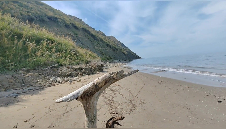 Ferrero anal experience: Fodida por um pau enorme em uma praia italiana de...