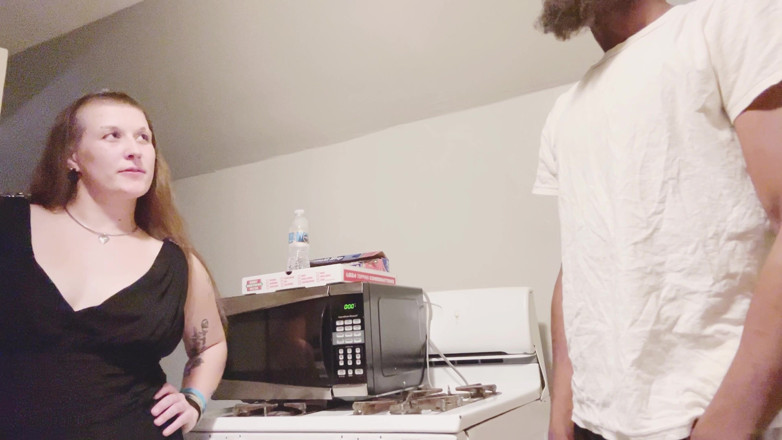Thekookiejarxxx: Cheating housewife fucks neighbor for helping with groceries