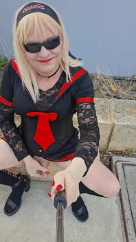 Sissymandy, rotes Seemannskleid