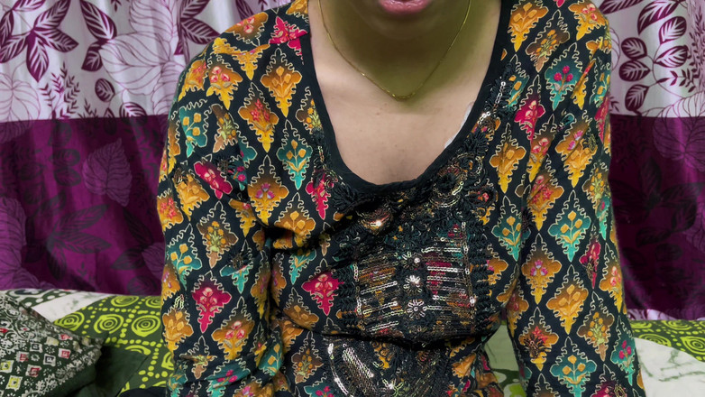 Kaleonjoybd: Indianca mea bhabhi sexy are nevoie de un moment romantic și...