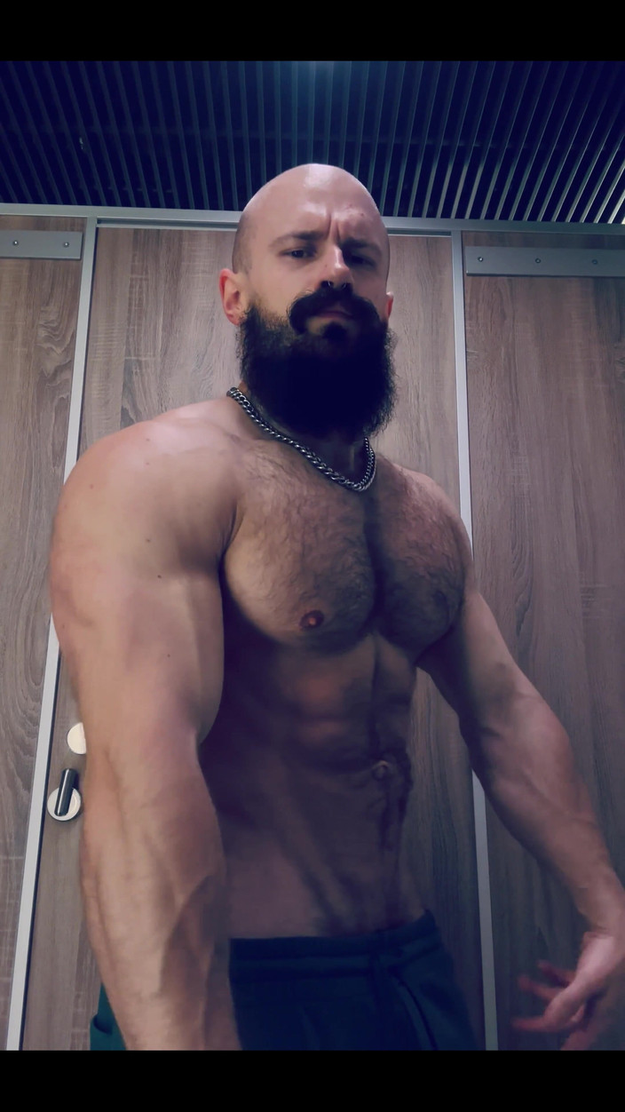 Mister Stone: Terliyim ve kaslar çok pompalandı