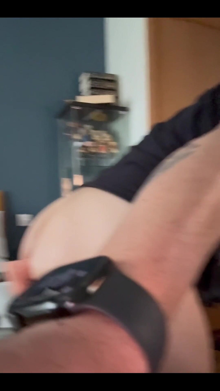 Tony Sands: Трахаю мою дупу трах-машиною