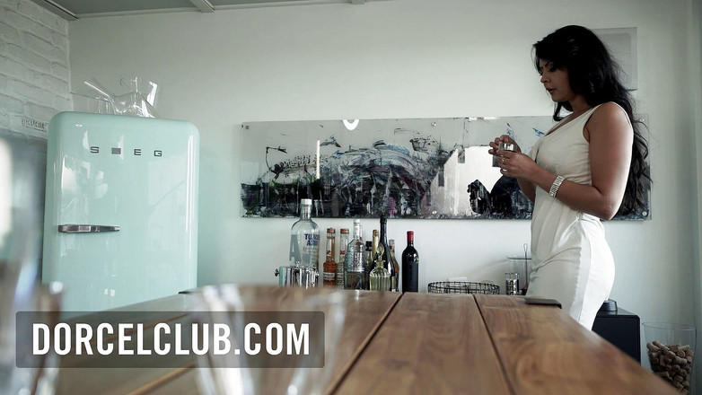 Dorcel Club: Mariska and Lana Roy in an irresistible trio